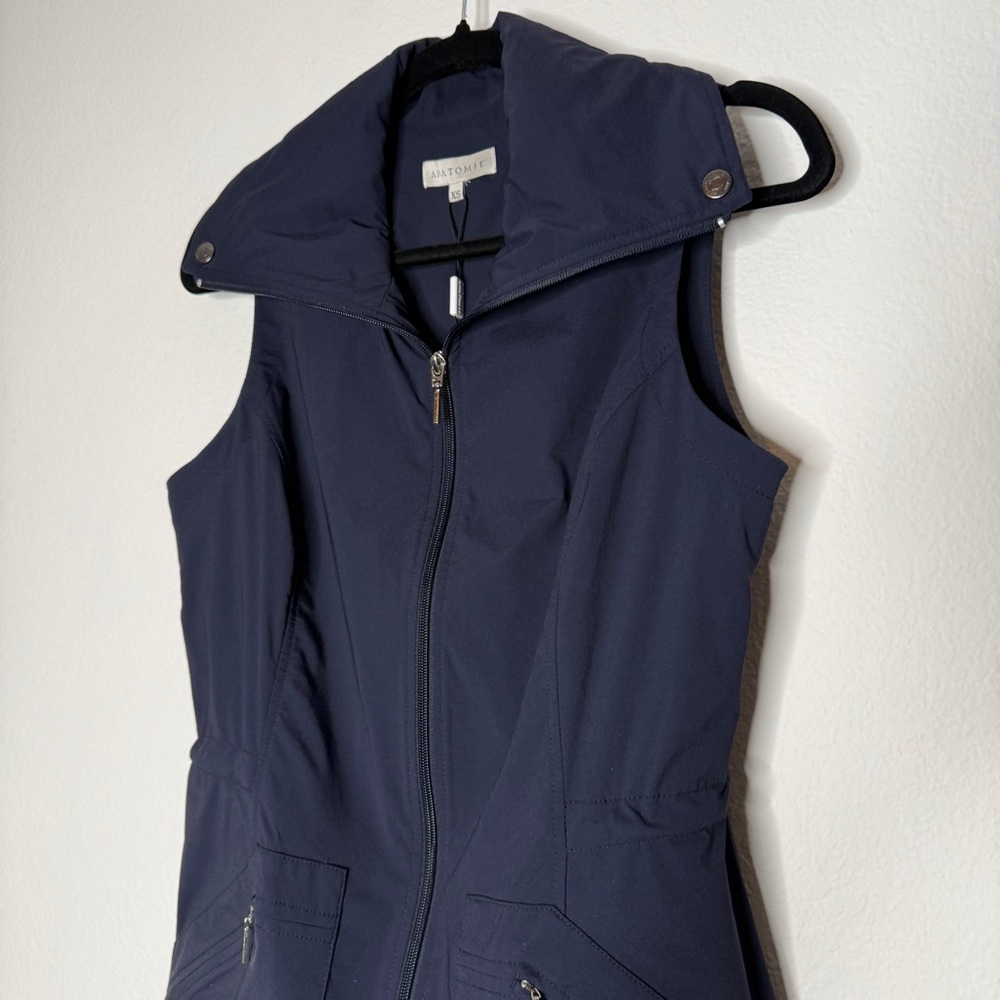 Anatomie Vest Delaney Navy Zip Front Collar Pockets Polyamide Blend NWT Size XS - Picture 2 of 13